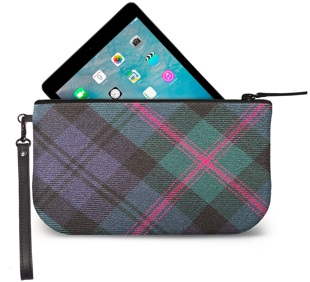 Hot Auld Lang Syne Tartan Wristlet Clutch